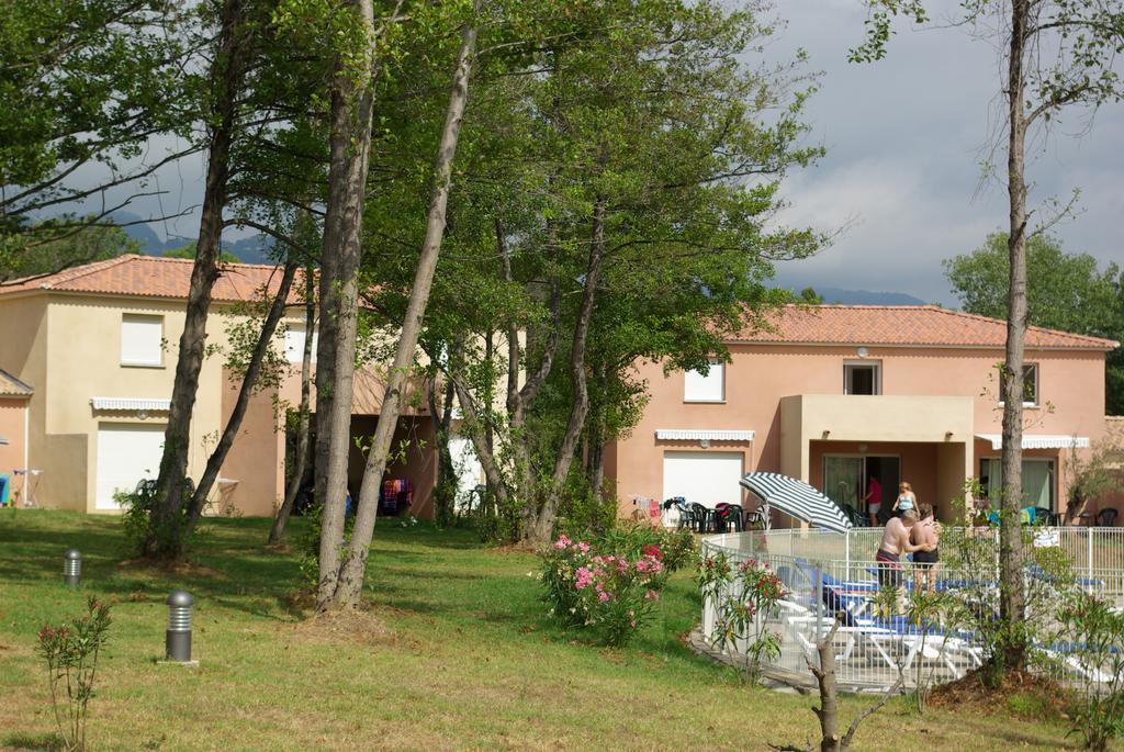 Апартаменти Chez Twin&Twin Santa-Maria-Poggio  Екстер'єр фото